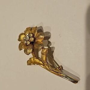 BSK Goldtone & Rhinestone Flower Brooch